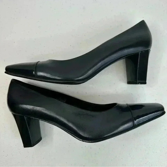 NWT Etienne Aigner Women’s Veni Cap Leather Blue Pump Business Wear Size 8 1/2 M - Picture 9 of 13